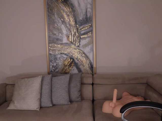 AbellaCroft's BongaCams show and profile