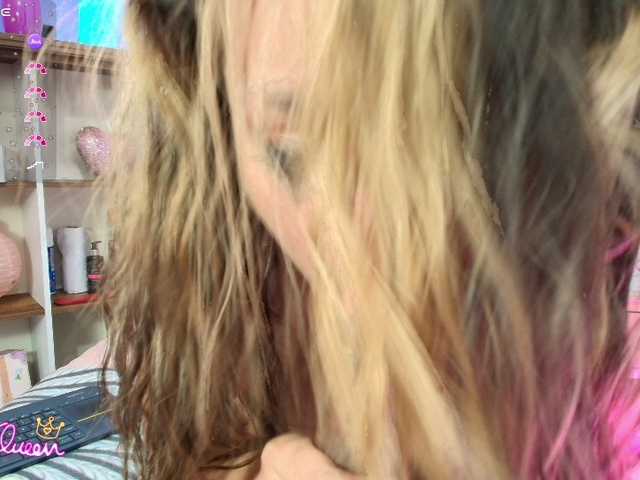 milu-beluci's BongaCams show and profile