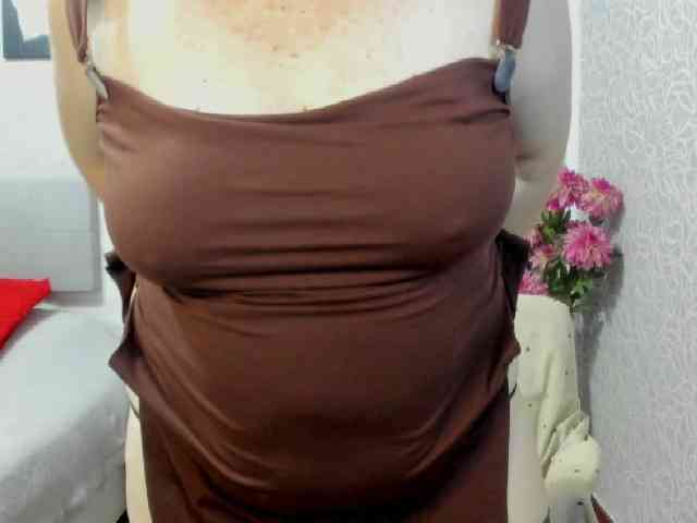 LuckySveta webcam