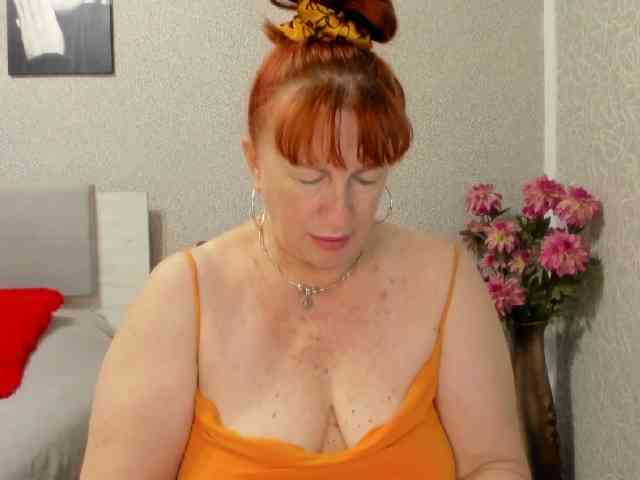 LuckySveta webcam