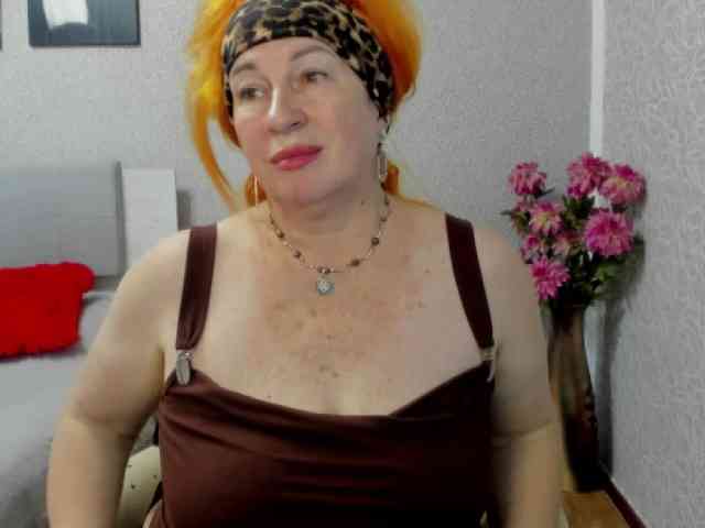 LuckySveta webcam