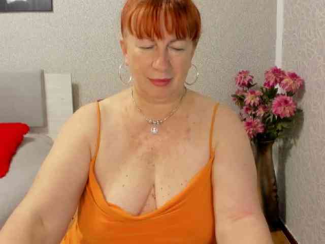LuckySveta webcam