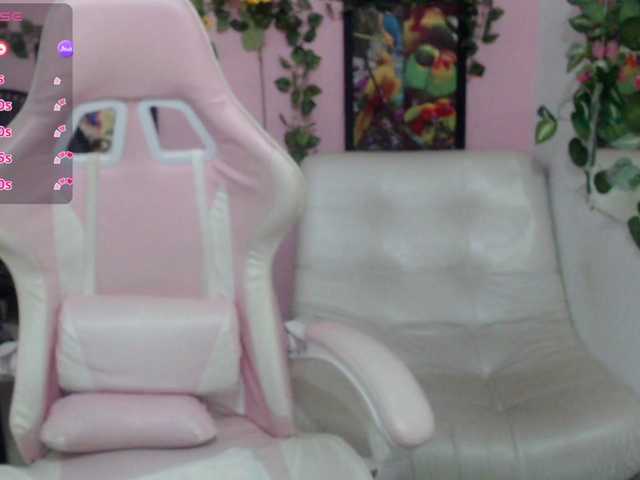 Evil-neighbor's BongaCams show and profile