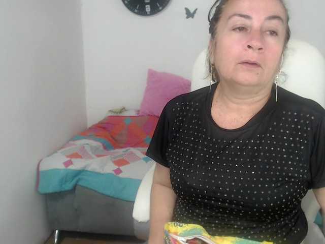 Evil-neighbor's BongaCams show and profile