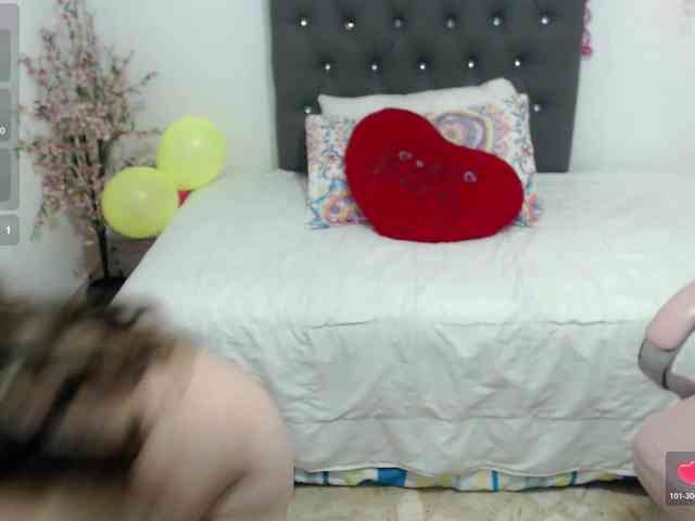 Evil-neighbor Live Webcam on BongaCams