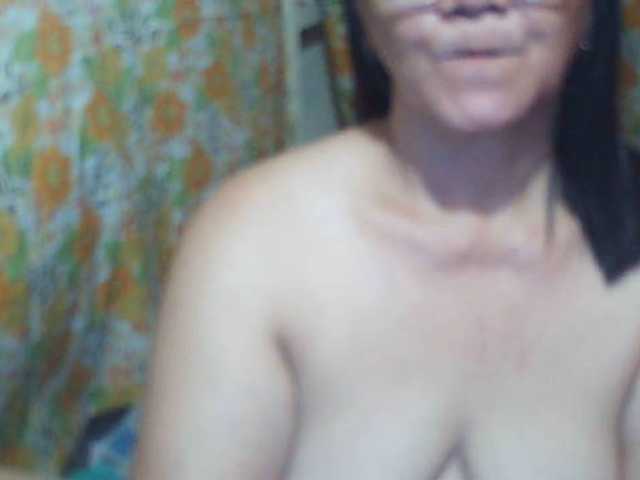 sexxyicee69's BongaCams show and profile