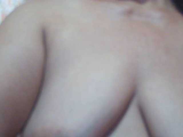 sexxyicee69's BongaCams show and profile