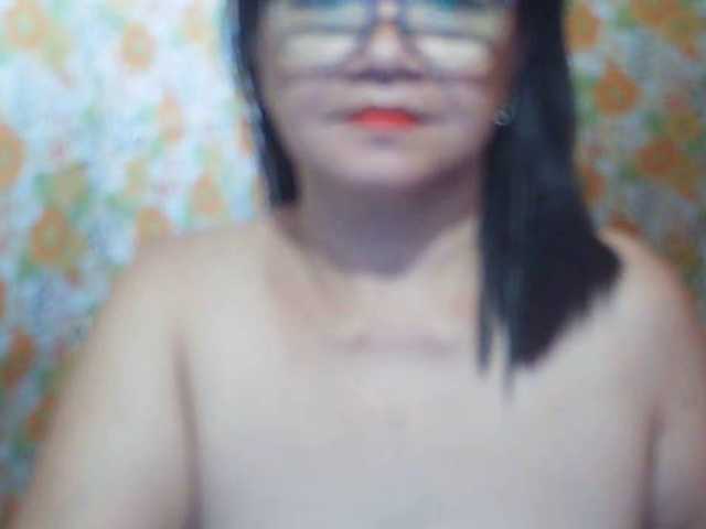 sexxyicee69's BongaCams show and profile