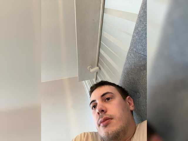 Dream022's BongaCams show and profile