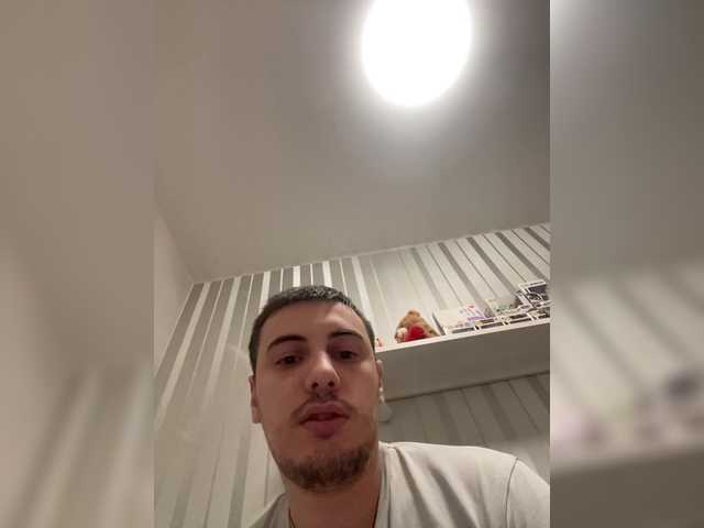 Dream022 from BongaCams