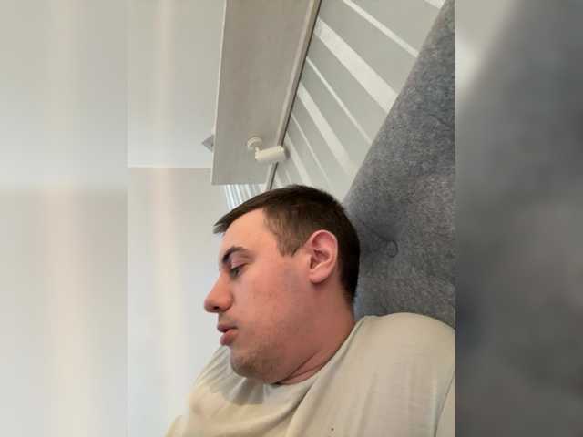 Dream022's BongaCams show and profile