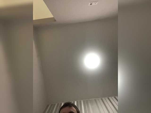 go to chat with Dream022