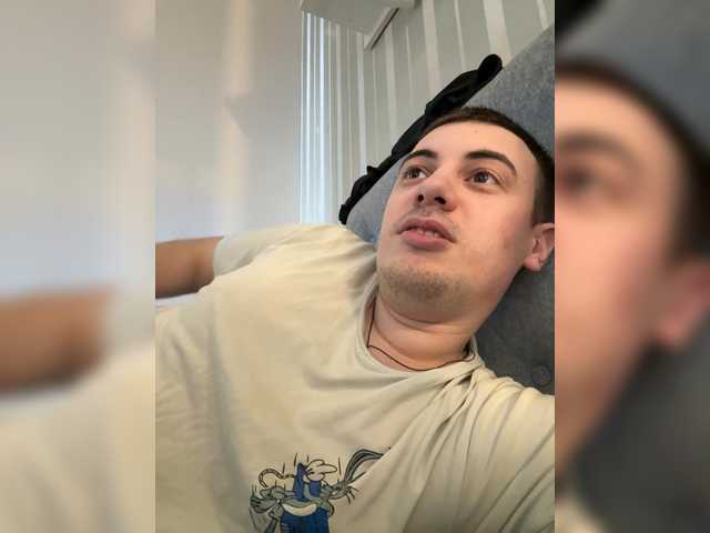 Dream022's BongaCams show and profile