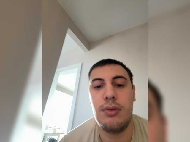 Dream022's BongaCams show and profile