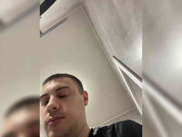 Dream022 Live Webcam on BongaCams