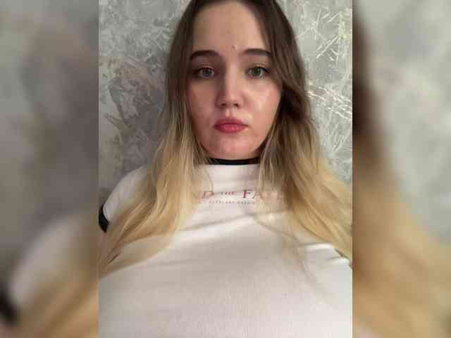 Dream022 Live Webcam on BongaCams