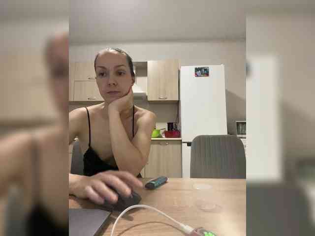 Sweet-Kisulk1 Live Webcam on BongaCams