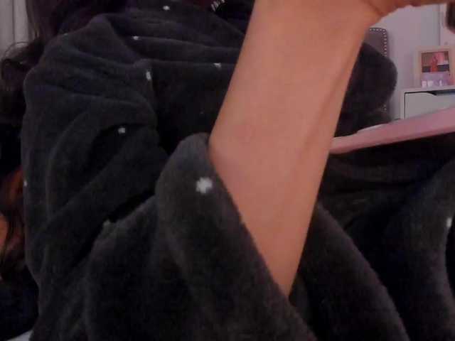 TinyRouse's BongaCams show and profile