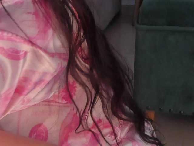 TinyRouse's BongaCams show and profile