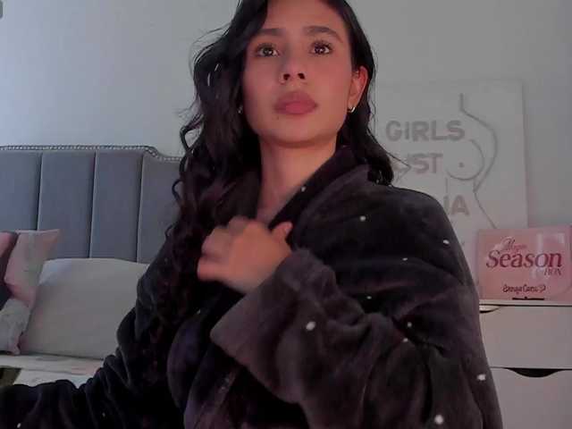 TinyRouse's BongaCams show and profile