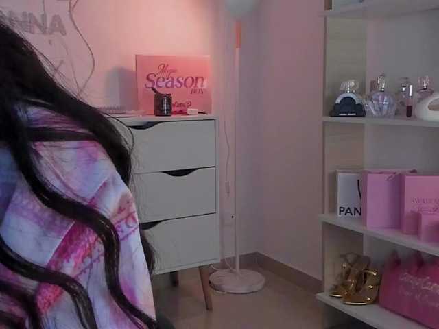 TinyRouse's BongaCams show and profile