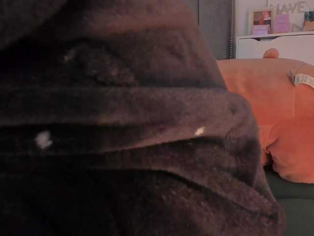 TinyRouse's BongaCams show and profile