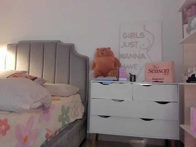 TinyRouse's BongaCams show and profile