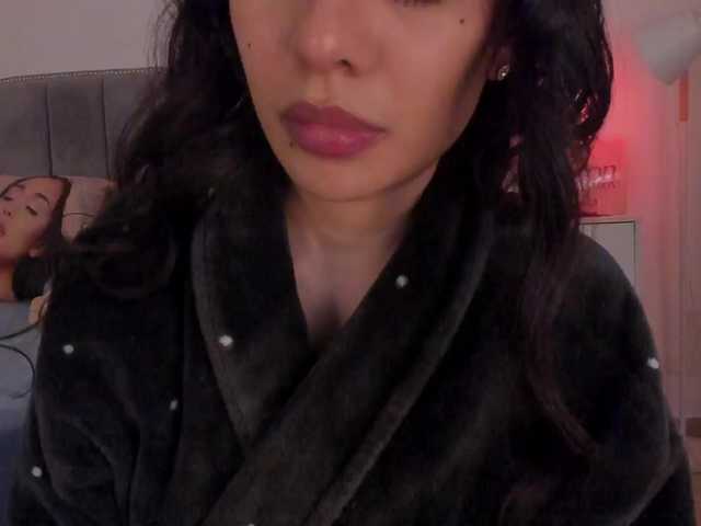 TinyRouse's BongaCams show and profile