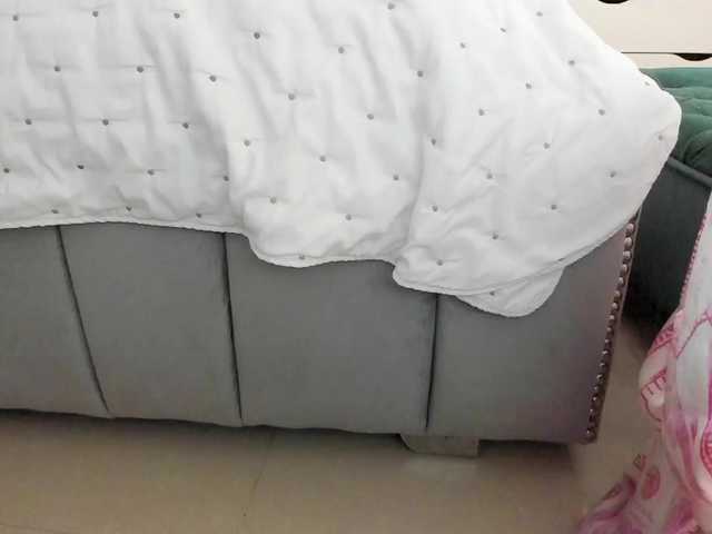 TinyRouse's BongaCams show and profile