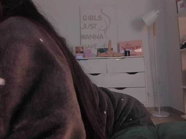 TinyRouse's BongaCams show and profile