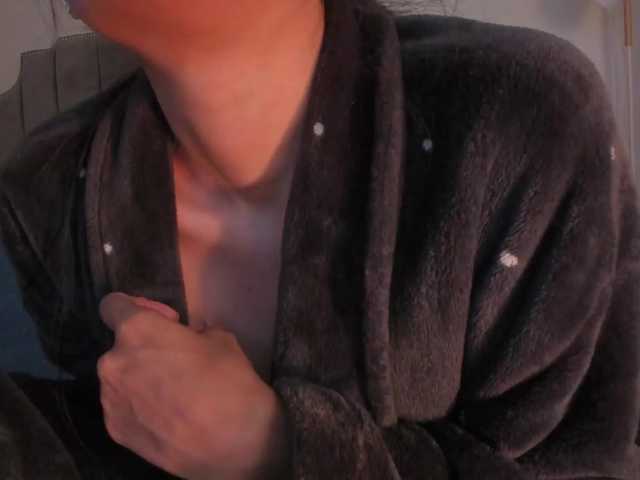 TinyRouse's BongaCams show and profile