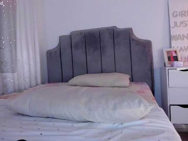 TinyRouse's BongaCams show and profile