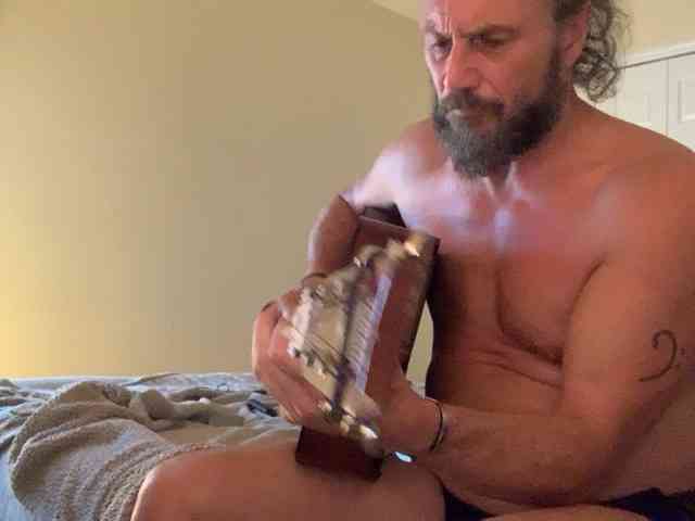 he-ho-he-ro13 he-ho-he-ro13