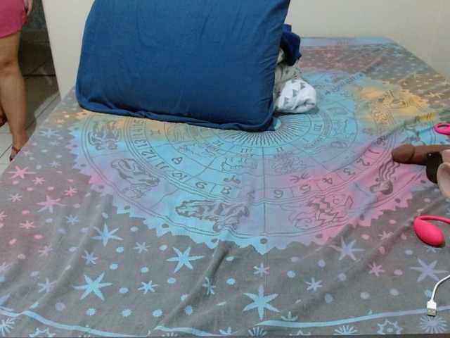 Lilithfire's BongaCams show and profile