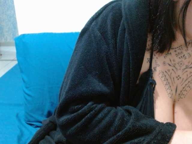 Lilithfire's BongaCams show and profile