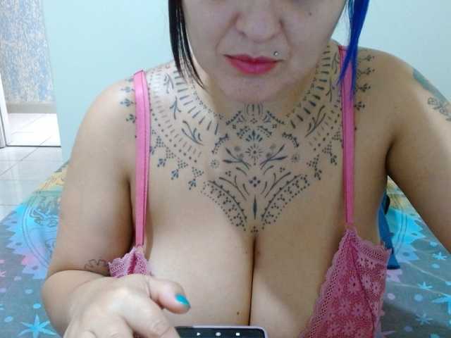 Lilithfire's BongaCams show and profile