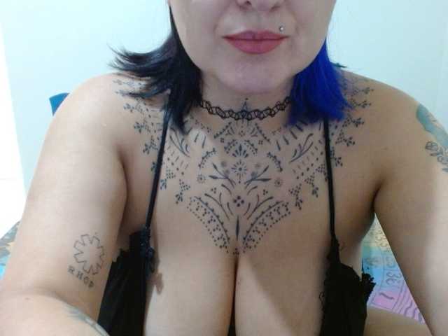 Lilithfire's BongaCams show and profile