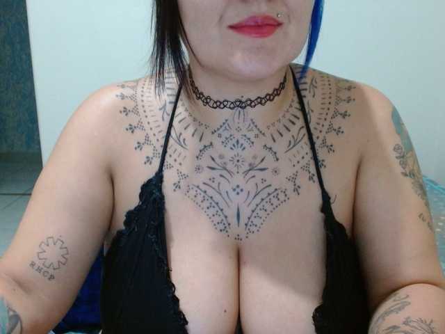 Lilithfire's BongaCams show and profile