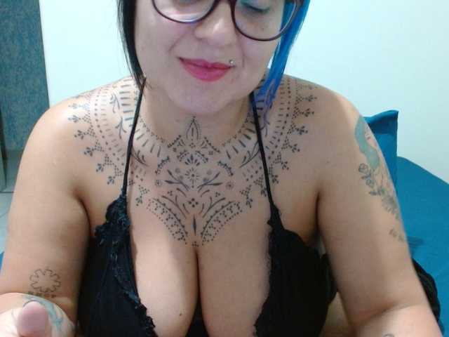 Lilithfire's BongaCams show and profile