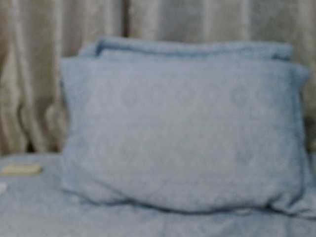 Lilithfire's BongaCams show and profile