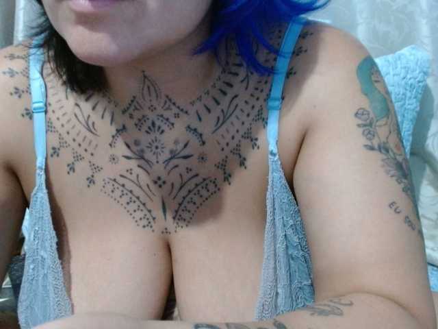 Lilithfire's BongaCams show and profile