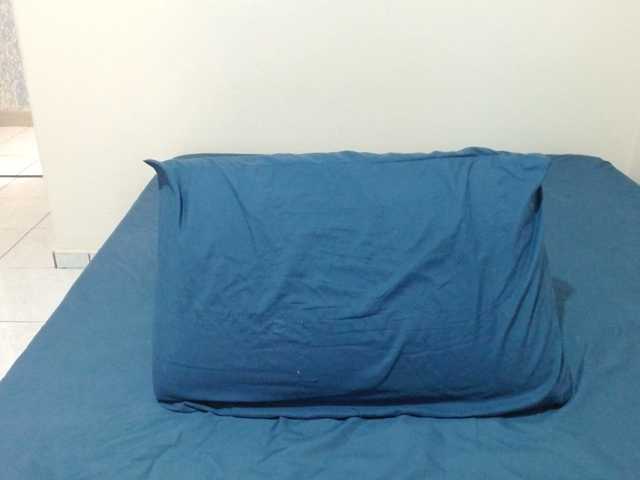 Lilithfire's BongaCams show and profile