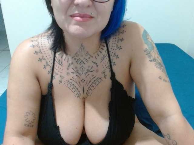 Lilithfire's BongaCams show and profile