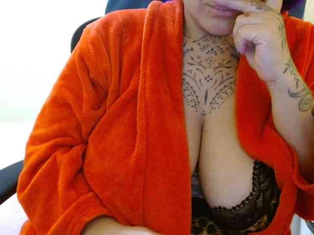 Lilithfire webcam