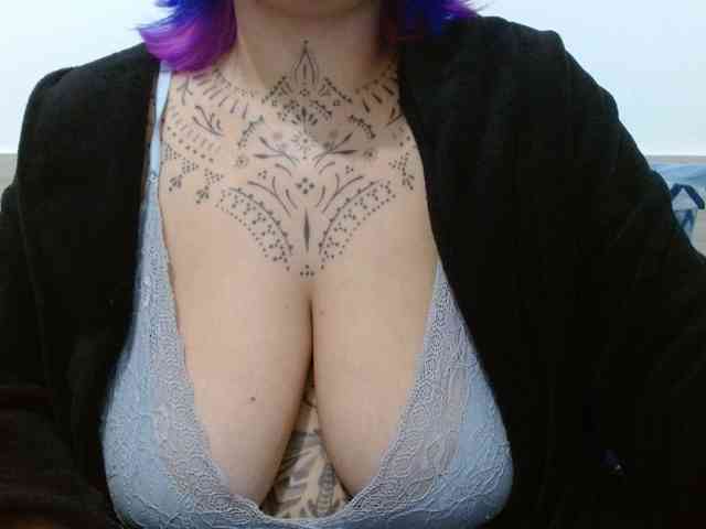 Lilithfire webcam