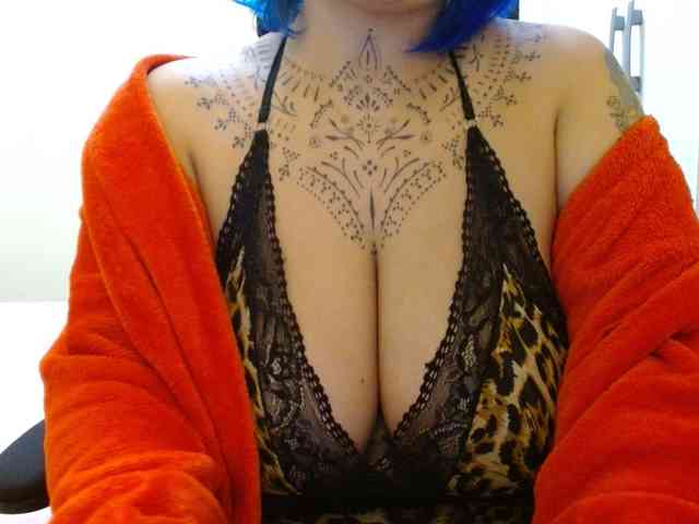 nude live chat room Lilithfire
