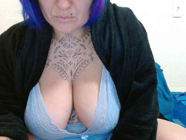 Lilithfire webcam