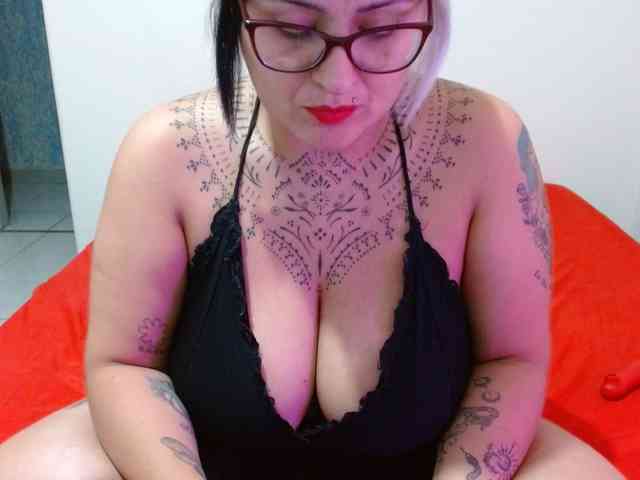 Lilithfire Live Webcam on BongaCams