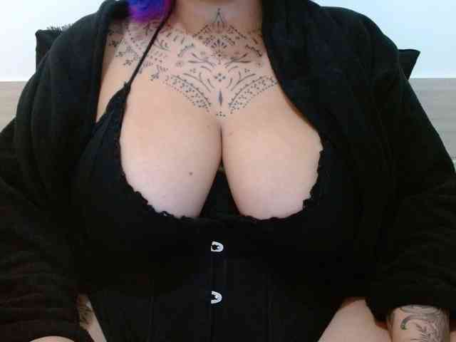 Lilithfire bongacams