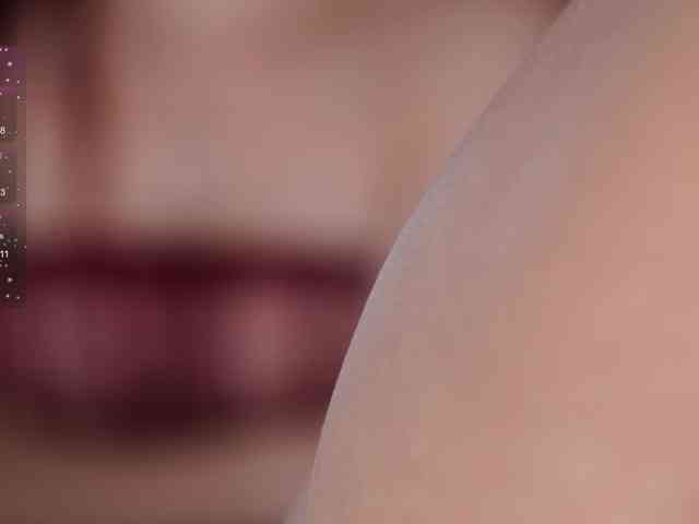 nude chatroom BlueCherry